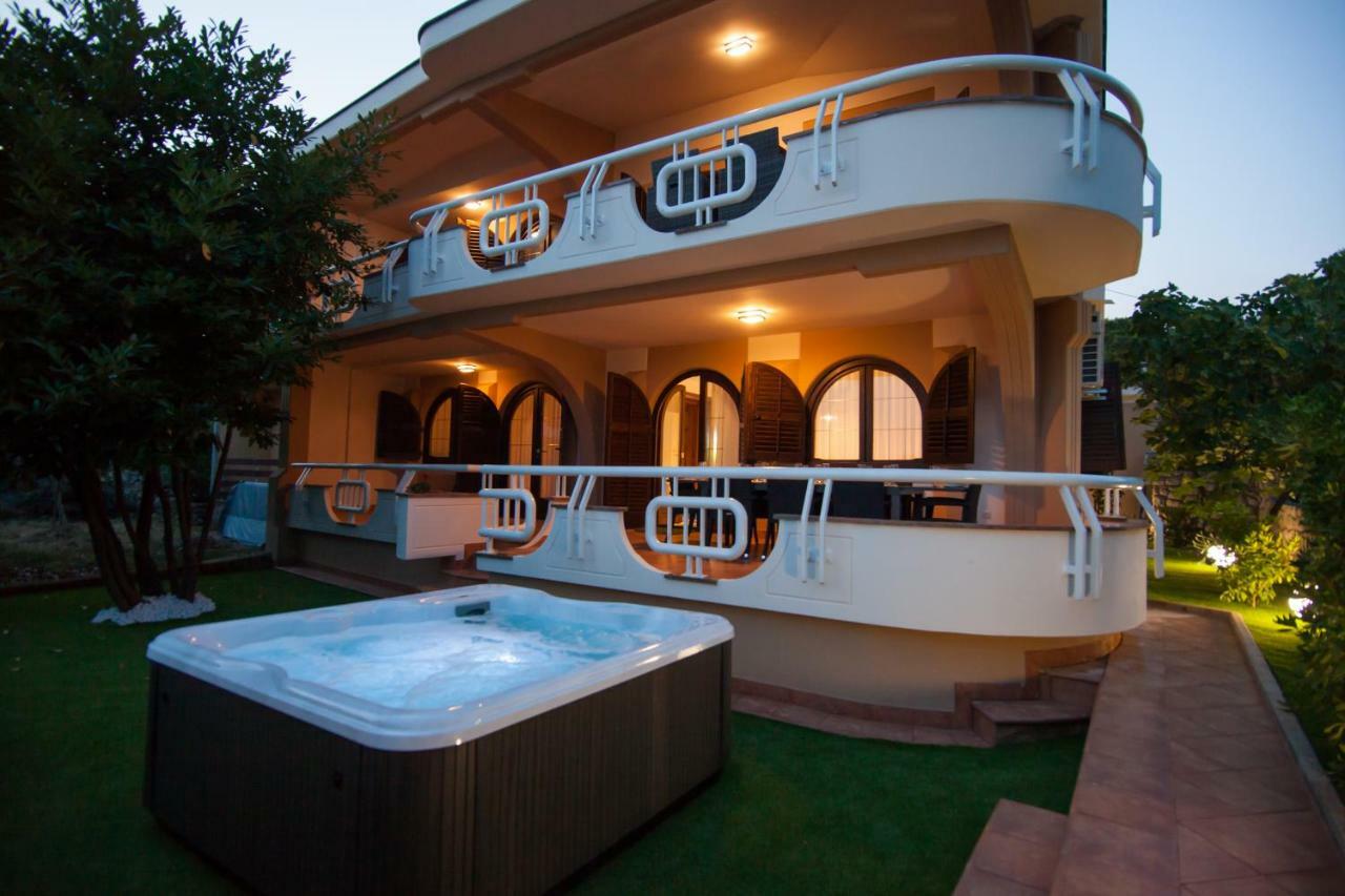 Villa Royale Krk Krk Town Exteriör bild